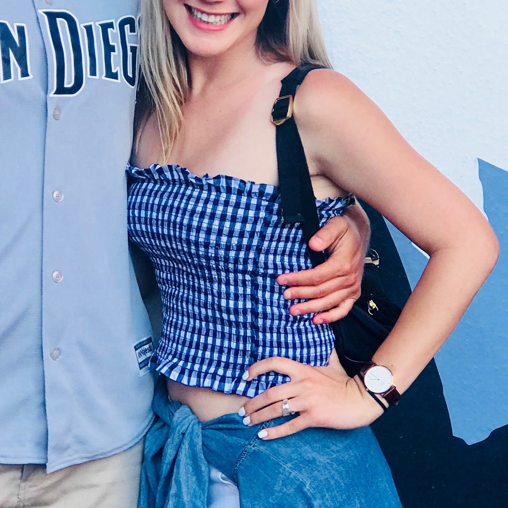 Blue and white tube top